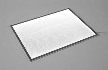 Extrem flaches LED Leuchtpanel mit nur 10mm Höhe